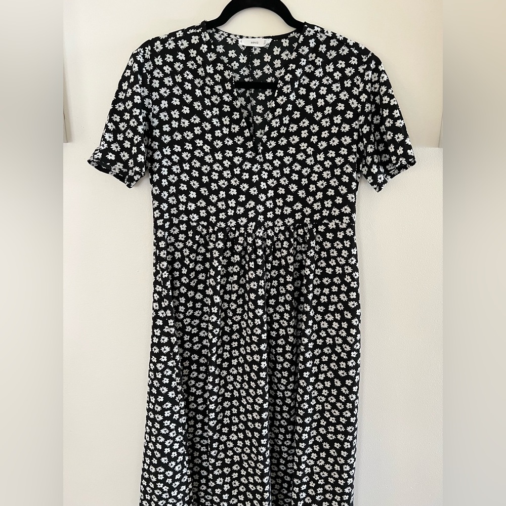 Mango black with white flower patterned dress